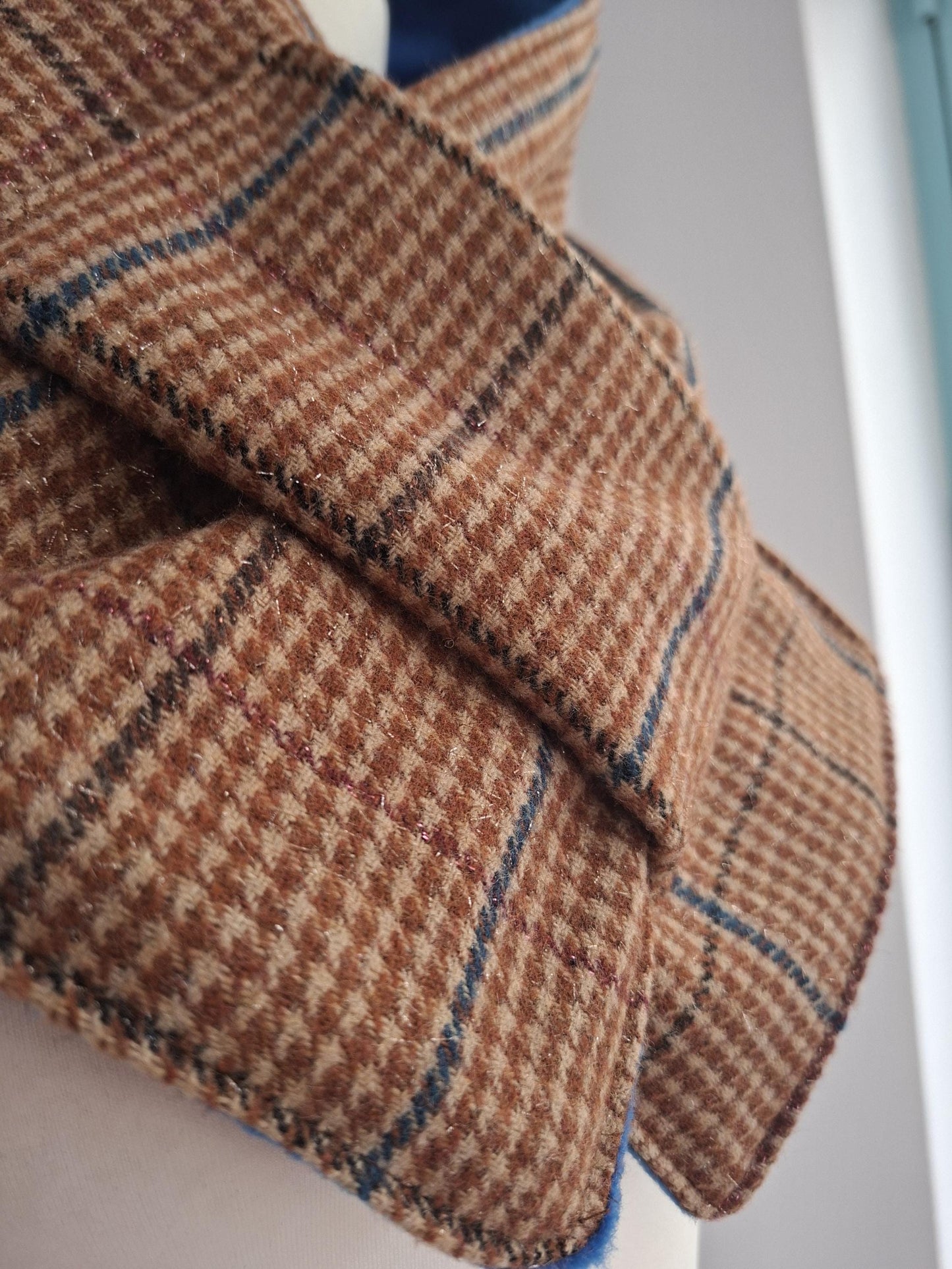 Scarf SKARFAKIA soft tartan rust brown