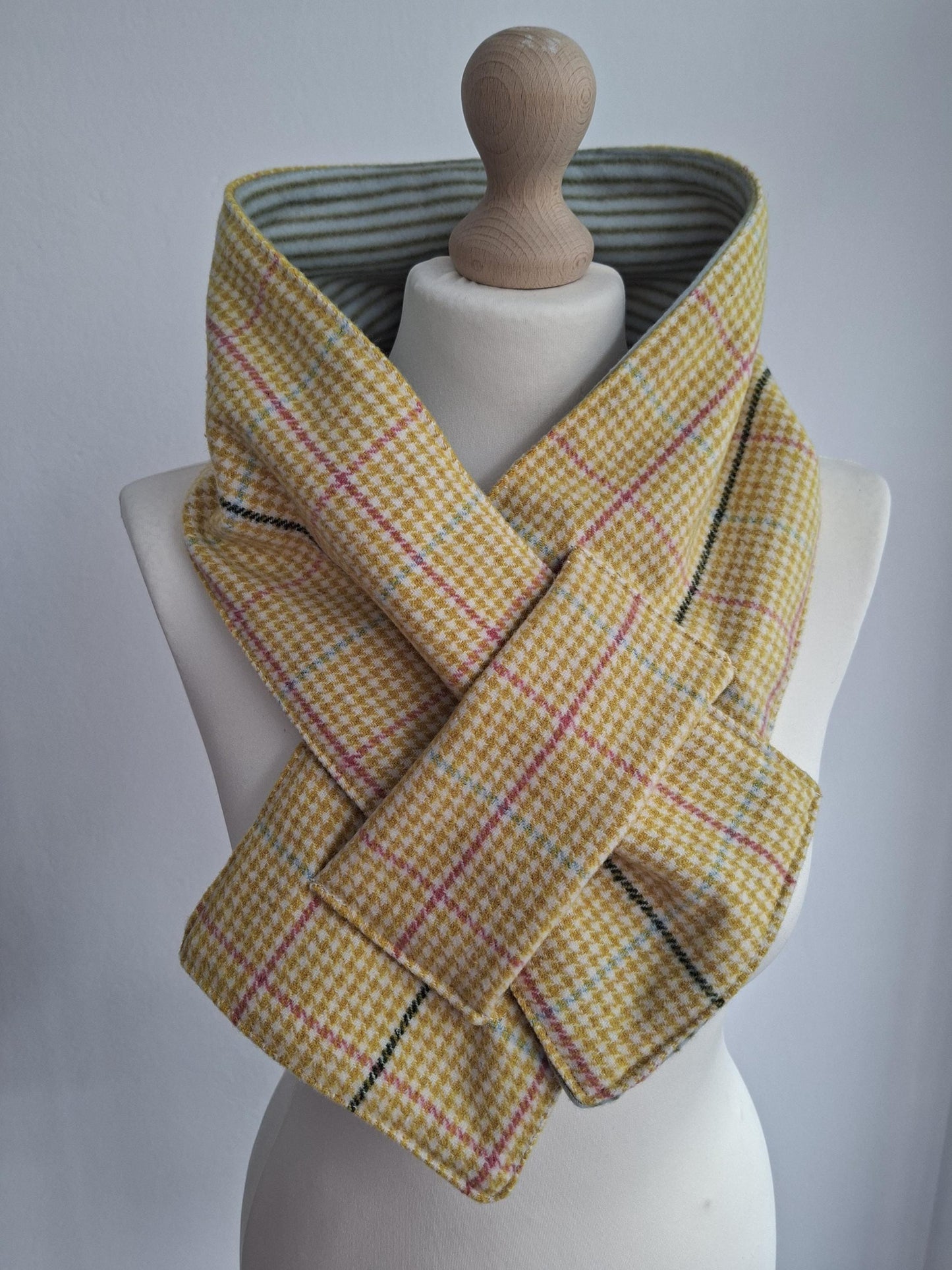 Scarf SKARFAKIA soft tartan yellow